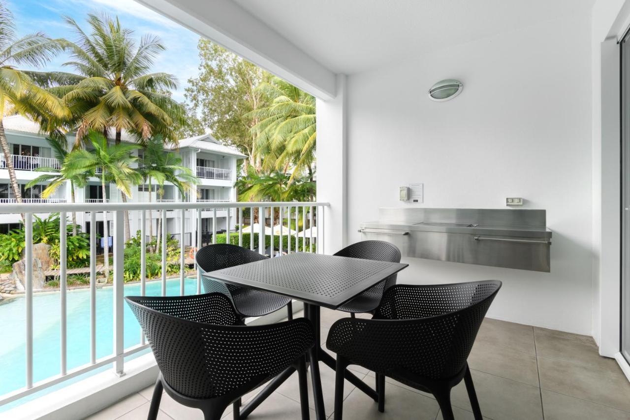 Beach Club Port Douglas Luxury Apartments Exteriör bild